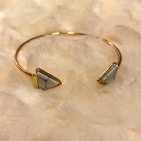 💟 Sale 2/$15 💟 2 Bracelets!!! - Picture 3 of 8